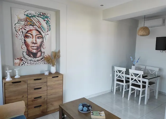 Vista Mare Suites , 2 Min Drive To The Sea